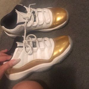 Jordan 11s